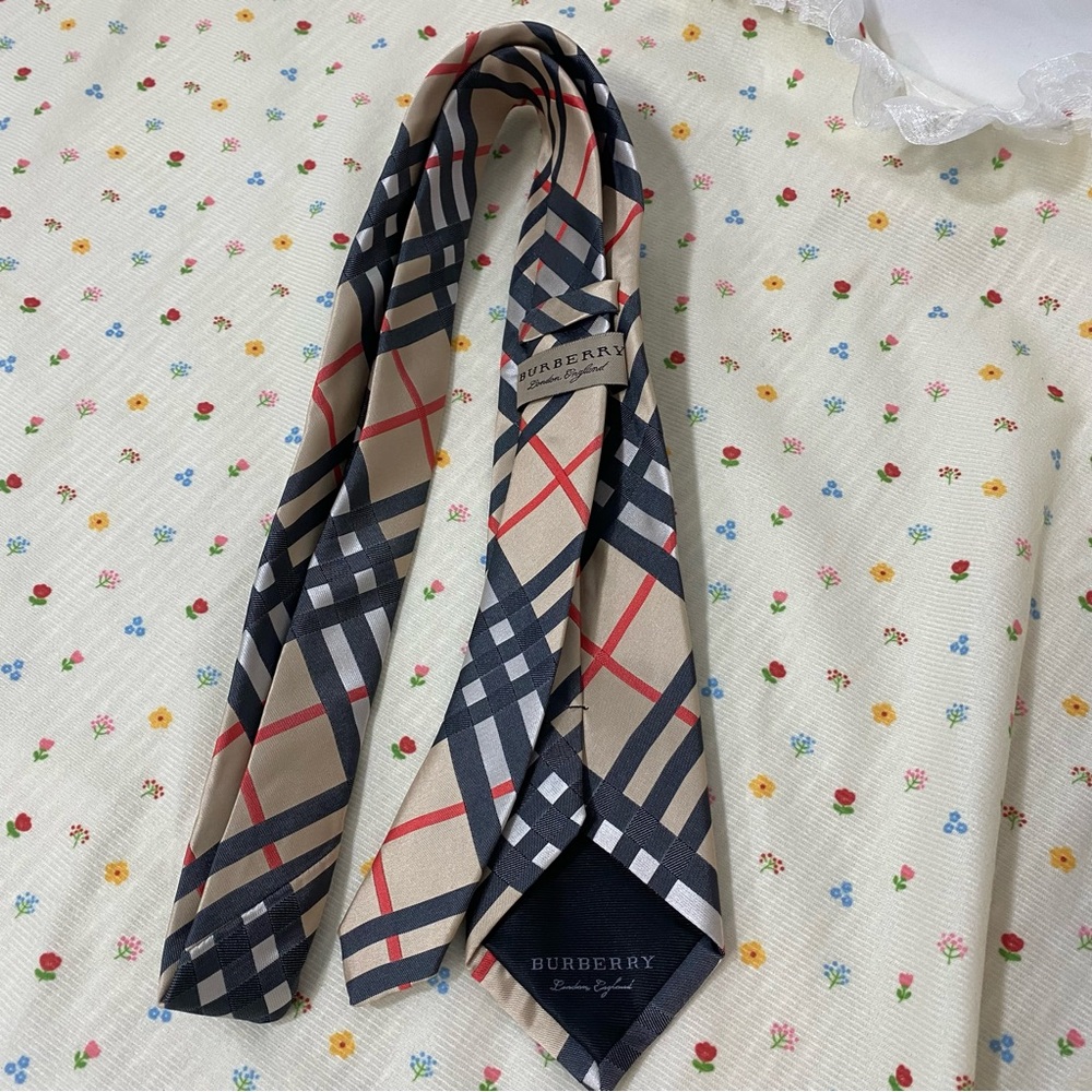 Burberry Men's Black Tie